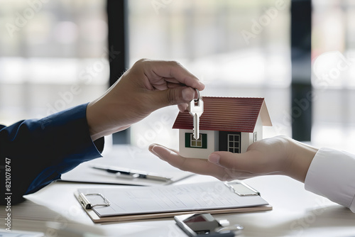 Real Estate Transfer: Navigating the Inheritance Tax Landscape