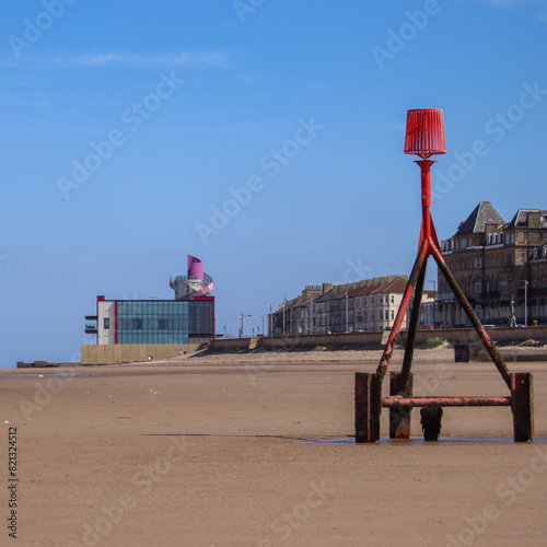 Obraz na płótnie The north east costal town of redcar showing the vertical pier on the back ground. w salonie