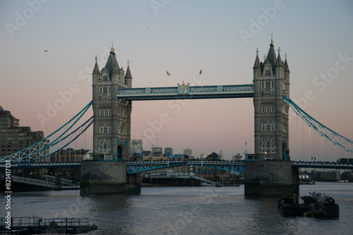 tower bridge city photo