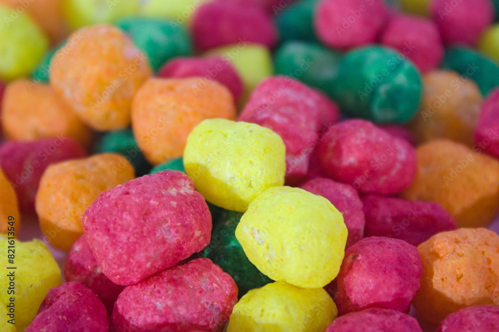 Sweet Fantasy of Multicolored Puffs Sweet Fantasy of Multicolored Puffs