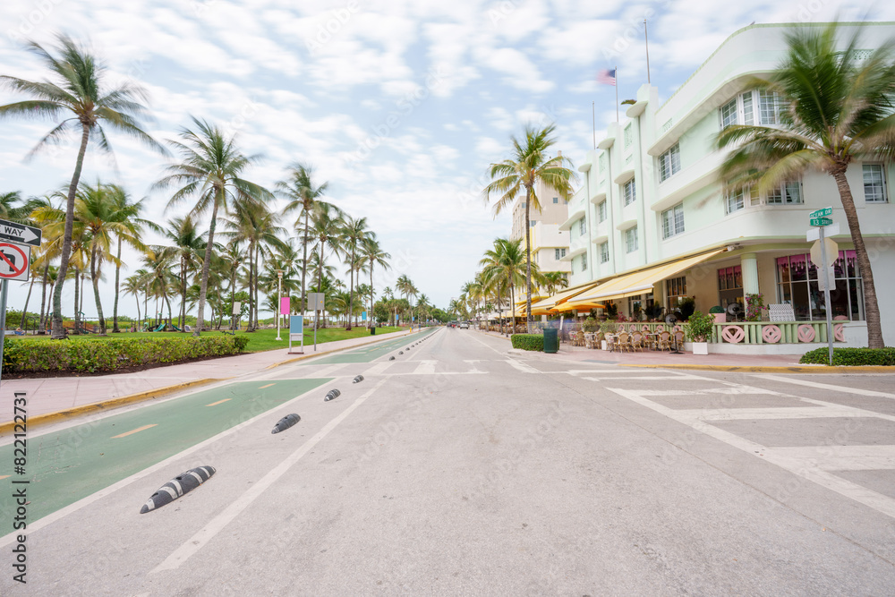 Fototapeta premium 2024 Miami Beach Ocean Drive. View south on Ocean Drive long exposure to blur people and traffic