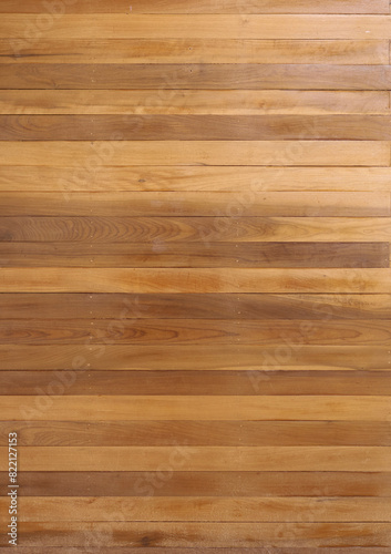 tapume de madeira vermelha