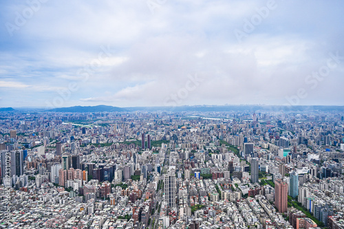 台湾台北の展望台からの都市風景 photo