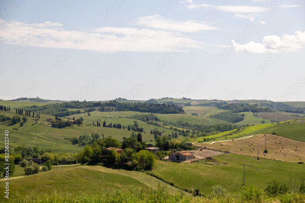 Naklejka premium landscape in the mountains tuscany italy