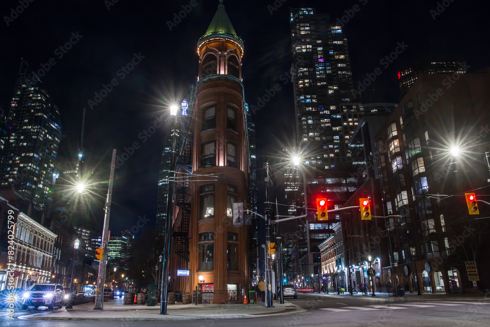Fototapeta premium Night time panorama view of downtown Toronto.