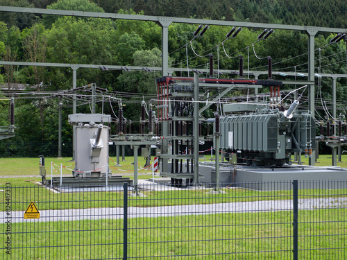 Umspannwerk in Deutschland -  Stromnetz - Energieversorgung - Stromkosten photo