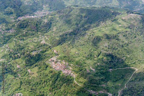 Quadro su tela Irma village in Trompia valley aerial, Italy