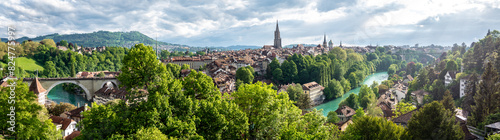 Bern  Schweiz  Panorama der Stadt an der Aare
