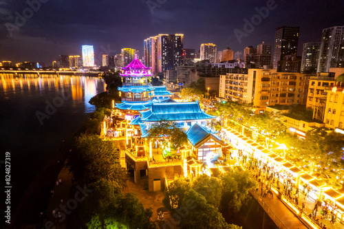 Night view of Fendi Pavilion in Zhuzhou, China