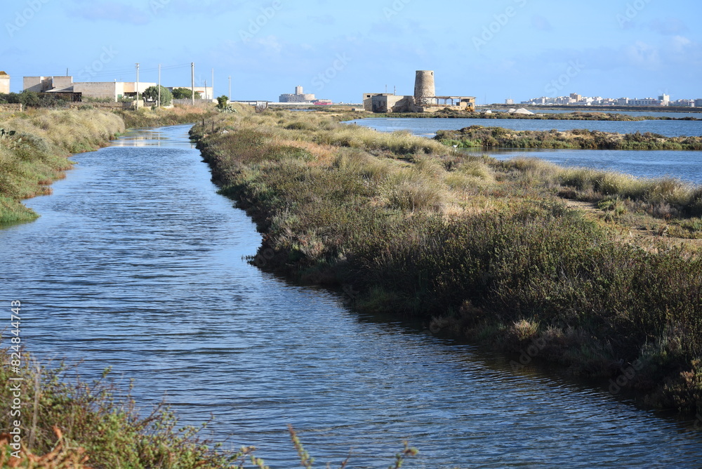 Saline di Marsala, Trapani, Sicilia. Produzione sale marino
