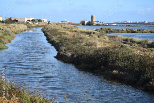Obraz na płótnie Saline di Marsala, Trapani, Sicilia. Produzione sale marino w salonie