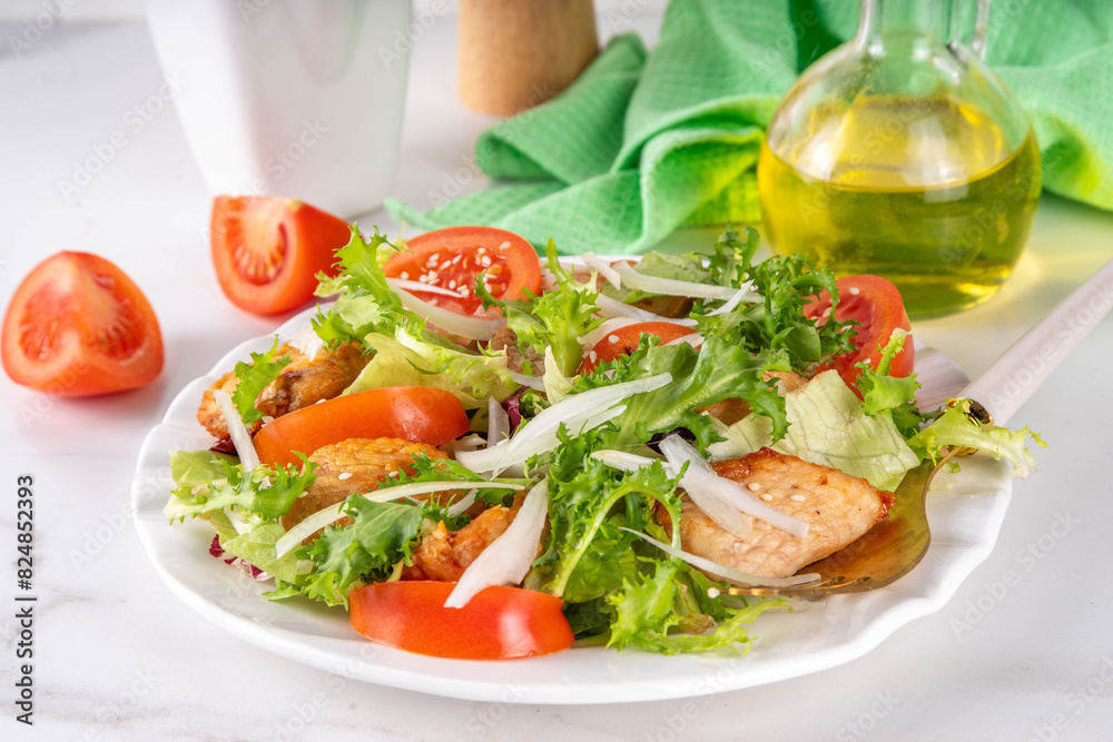 Vegetable salad with grilled chicken Vegetable salad with grilled chicken