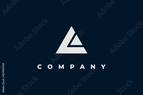 letter l pyramid modern logo