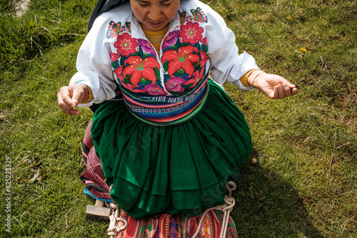 Peruvian artisanal Weaver  photo