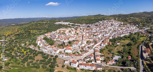 Obraz w ramie Aroche town, Sierra Morena, Sierra de Aracena and Picos de Aroche natural park, Huelva, Andalusia, Spain