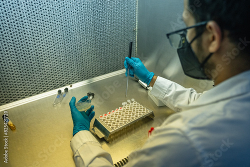Biologist doing streak sowing