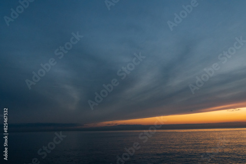 Sea sunset photo
