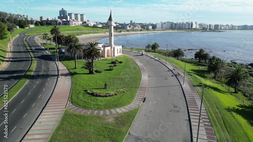 Costanera Montevideo uruguay toma con drone