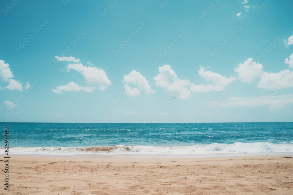Fototapeta premium Sunny Beach with Blue Sky and Ocean View