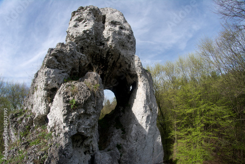 Obraz na płótnie Okiennik Mały. Jura Krakowsko Częstochowska. w salonie