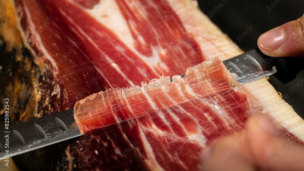 Foto Iberian acorn fed ham