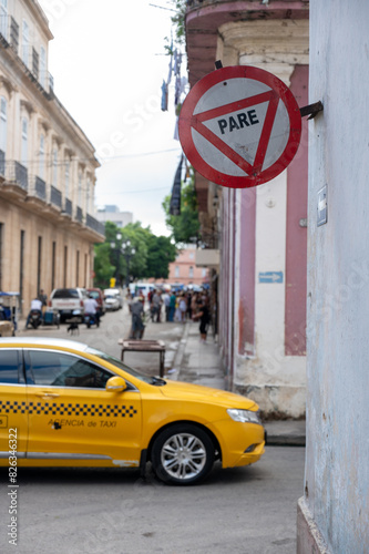 Canvas Print Stop Sign on a Street at Havana, Cuba