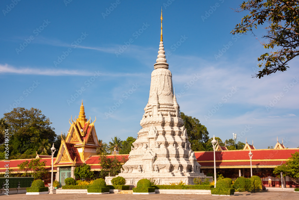 Fototapeta premium Pagoda at Royal palace in Phnom Penh city, Cambodia