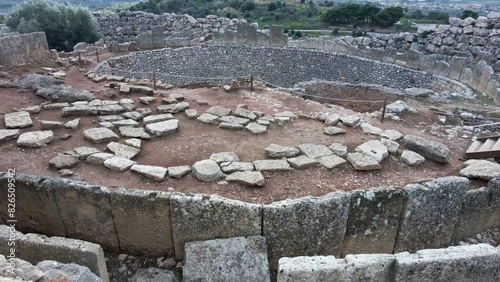 Obraz na płótnie Greece 05,25,24 Archaeological site of ancient citadel of Mycenae , north-eastern Peloponnese, Greece - Greek settlement of the 12th century BC. e. with the ruins of the acropolis Agamennone w salonie
