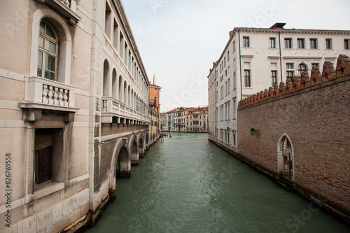 venice in autumn, dova, canals of venice, life in venice, non-tourist season,