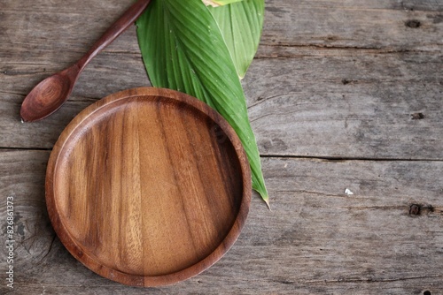 Wallpaper Mural Empty with spoon wood plate with leaves Torontodigital.ca