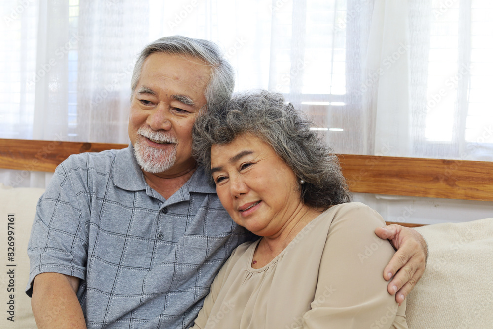 Happiness Care and concern of elderly couples in matters of health. Happiness Care and concern of elderly couples in matters of health.