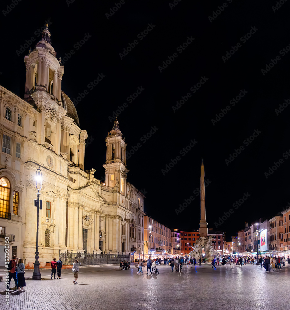 Fototapeta premium Rome, Italy - April 09, 2024: Views of details of Navona Square in Rome, with tourists walking around the city in Rome, Italy