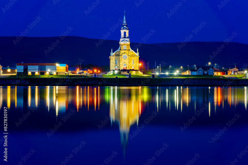 Obraz premium Saint Peter's at Night