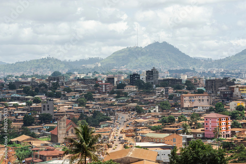 Obraz na plátně aerial view Essos district in yaounde, Cameroon.