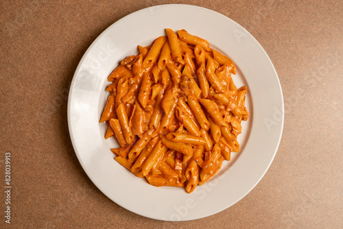 Penne vodka with meat