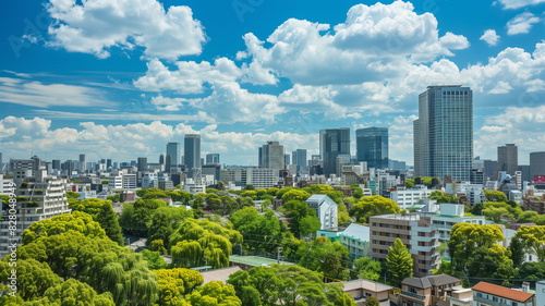 東京の街並みと青空
