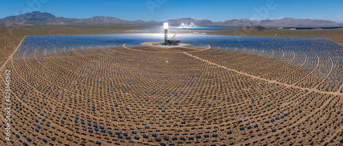 Tableau sur toile Aerial view of Ivanpah concentrated solar thermal plant in the Mojave Desert