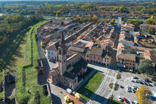 Tableau sur toile Aerial view of Pizzighettone, a picturesque small town in Lombardy region, Italy