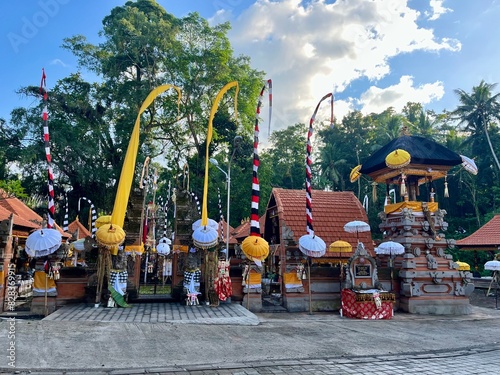 Hindu bali temple ceremony photo