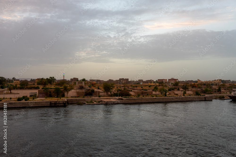 Fototapeta premium The Nile River is a river that flows through the northeastern part of the African continent. With a total length of 6,650 km, it is the longest river in the world