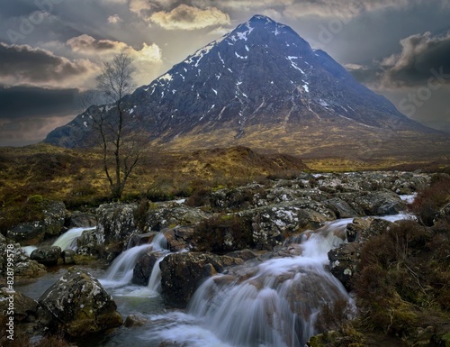 Stob Dearg is the highest and finest peak of Buachaille Etive Mòr, and one of the most famous sights of the Highlands. 