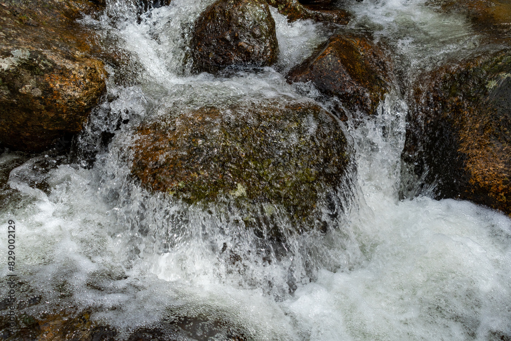 Agua en la sierra de Madrid Agua en la sierra de Madrid
