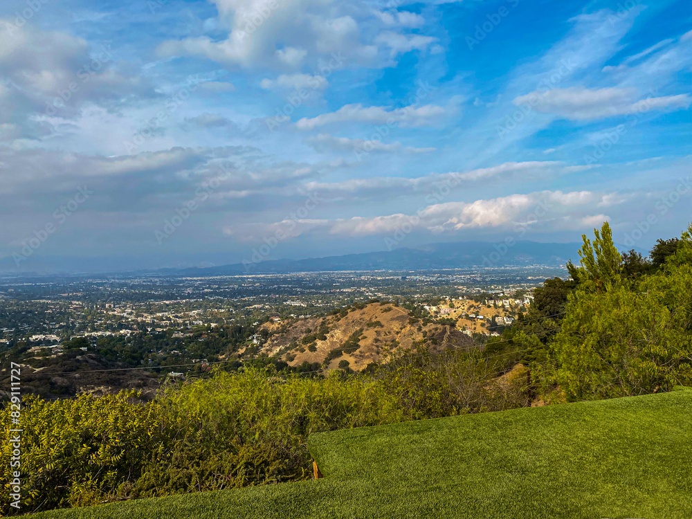 Insane high mountain views in the Hollywood Hills / Beverly Hills California