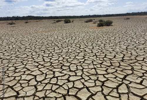 Konstfotografi Dry soil of a desert in La Guajira, Colombia
