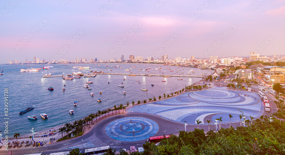 Φωτογραφία Viewpoint Pattaya Beach in Pattaya city Chonburi,Thailand, Transport Bus stop f