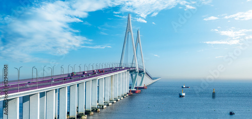 Fényképezés Cross-sea bridge architecture and natural scenery in Hangzhou