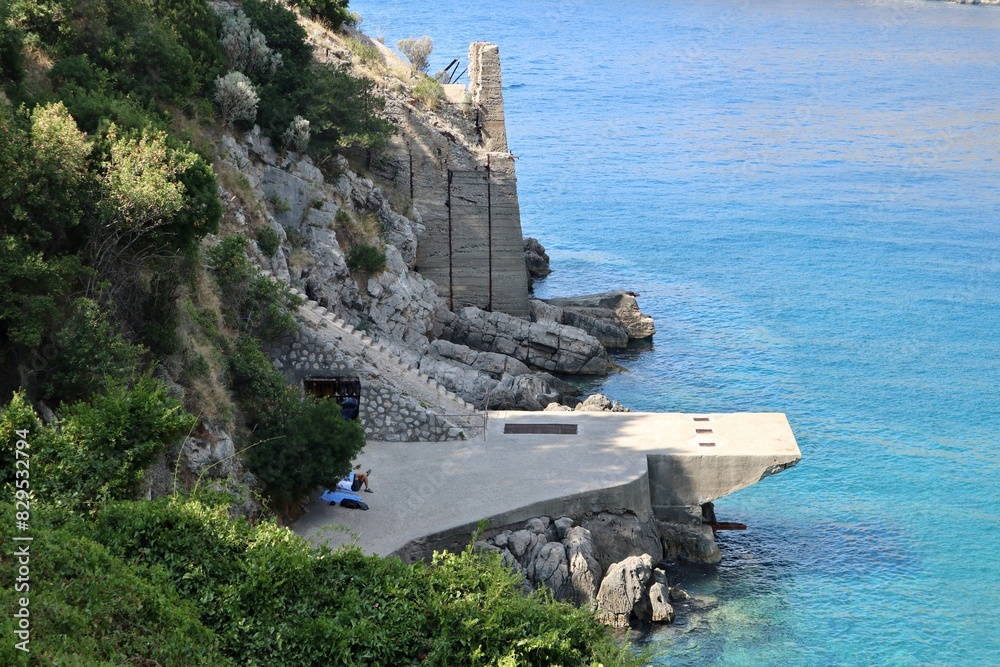 Nerano - Piattaforma della ex cava Italsider nella Baia di Ieranto