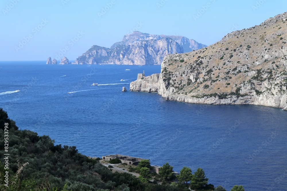 Nerano - Scorcio di Capri dall'alto di Punta Penna