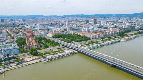 Danubio aerial dron view wien, wien, Semmering, Austria.