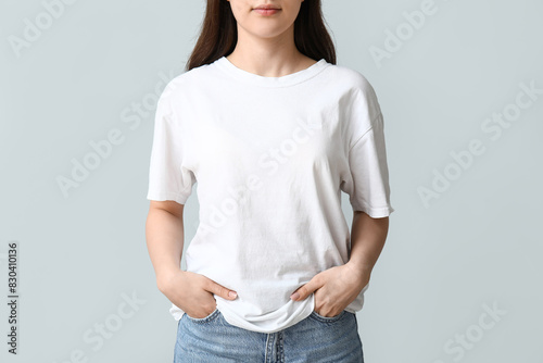 Pretty young woman in styli...
